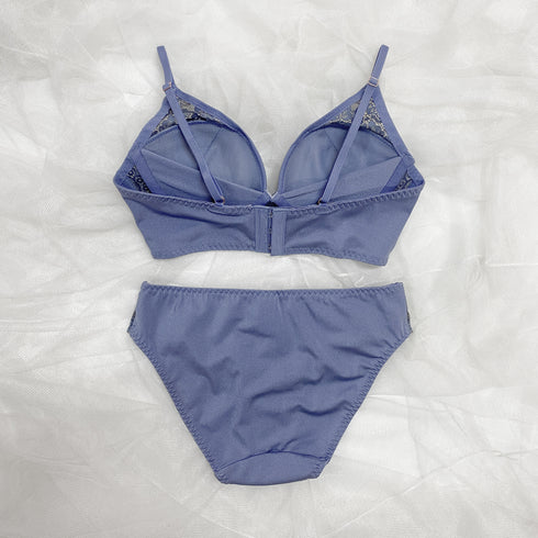 ダイヤの谷間ブラ -ブラ&ショーツセット-