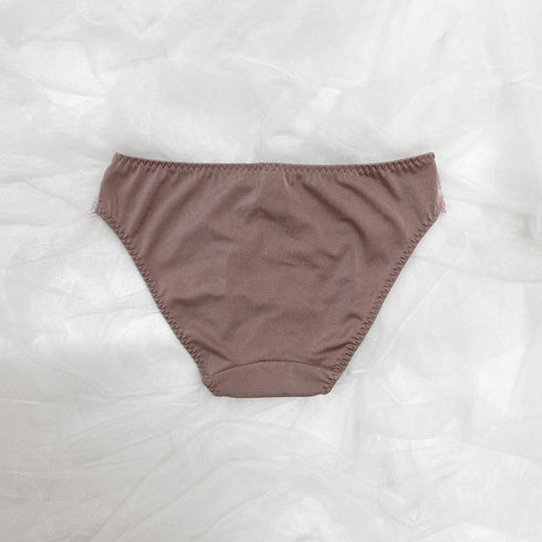 ダイヤの谷間ブラ -ブラ&ショーツセット-