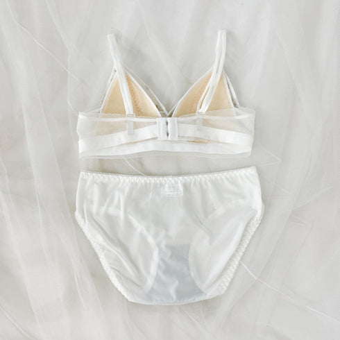 グロッシーステッチブラセット