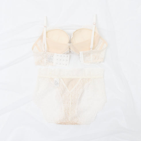 【BIG SALE】くぎづけ谷間ブラ ルナローズ -ブラ&ショーツセット-