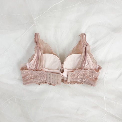 ぷるんっに惚れる 初恋ブラ -ブラ&ショーツセット- 2set