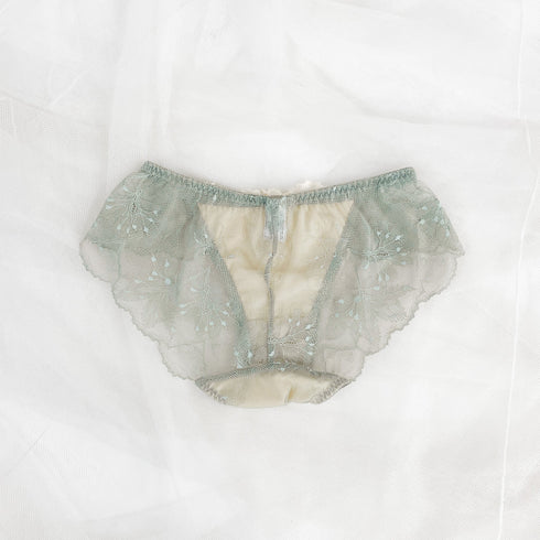 ぷるんっに惚れる 初恋ブラ -ブラ&ショーツセット- 4set