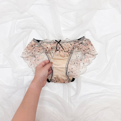 ぷるんっに惚れる 初恋ブラ -ショーツ単品