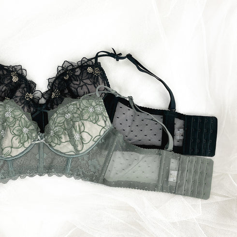 エレガントリッチフラワーブラセット