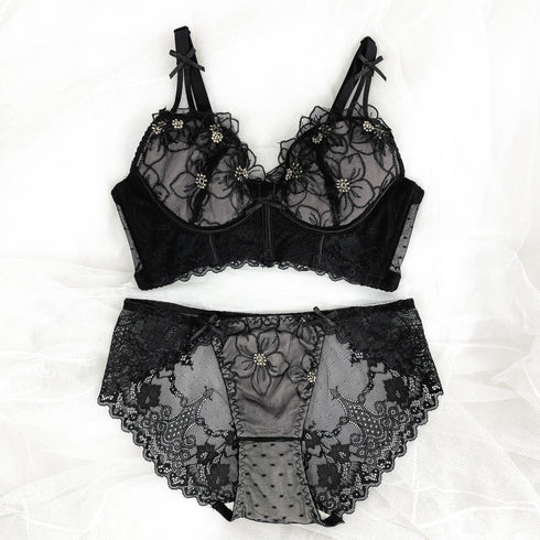 エレガントリッチフラワーブラセット