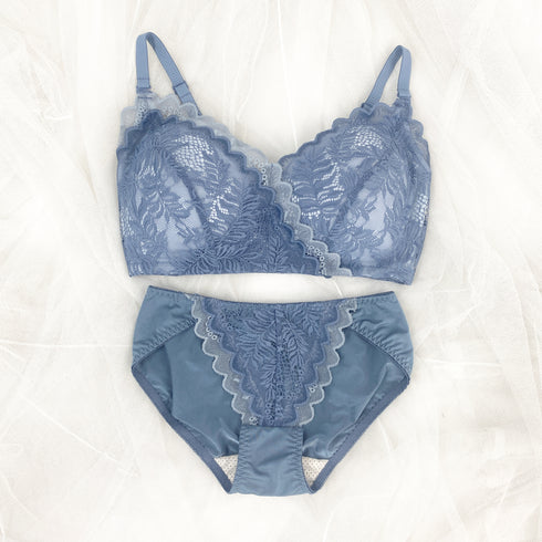 【グラマーサイズ】Feliture極ふわブラ -Leafブラ&ショーツセット-