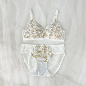 グロッシーステッチブラセット