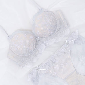 【BIGSALE】【新発売】くぎづけ谷間ブラ ミラージュブーケ -ブラ＆ショーツセット- 3set