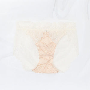 【BIGSALE】【新発売】くぎづけ谷間ブラ  ルナローズ -ブラ＆ショーツセット- 2set