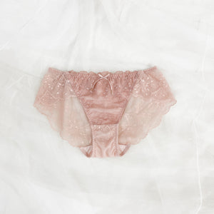 ぷるんっに惚れる 初恋ブラ -ブラ＆ショーツセット-