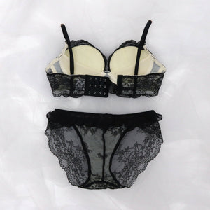 【BIGSALE】【新発売】くぎづけ谷間ブラ ミラージュブーケ -ブラ＆ショーツセット- 3set